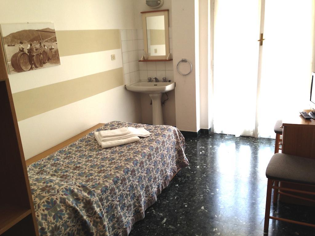 Albergo La Neigra Sestri Levante Ruang foto