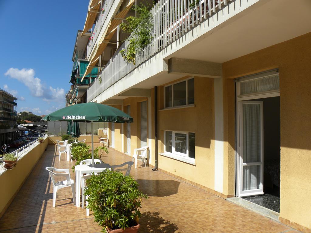 Albergo La Neigra Sestri Levante Bagian luar foto