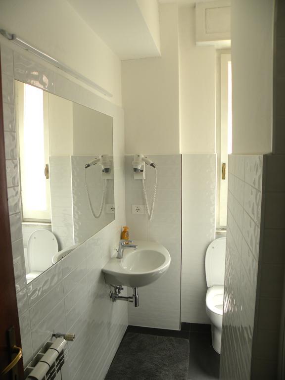 Albergo La Neigra Sestri Levante Bagian luar foto