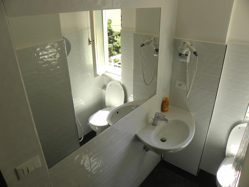 Albergo La Neigra Sestri Levante Bagian luar foto